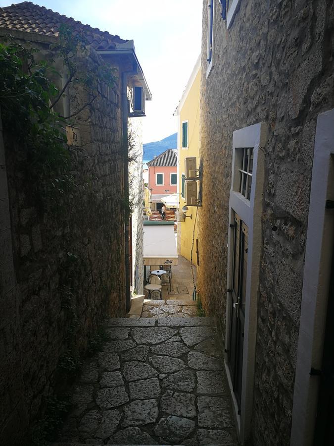 Apartments La Dolce Vita ヘルツェグ・ノヴィ エクステリア 写真